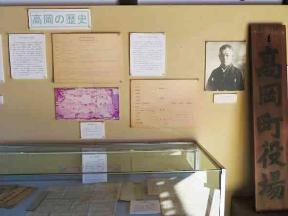 「高岡の歴史」の展示コーナー